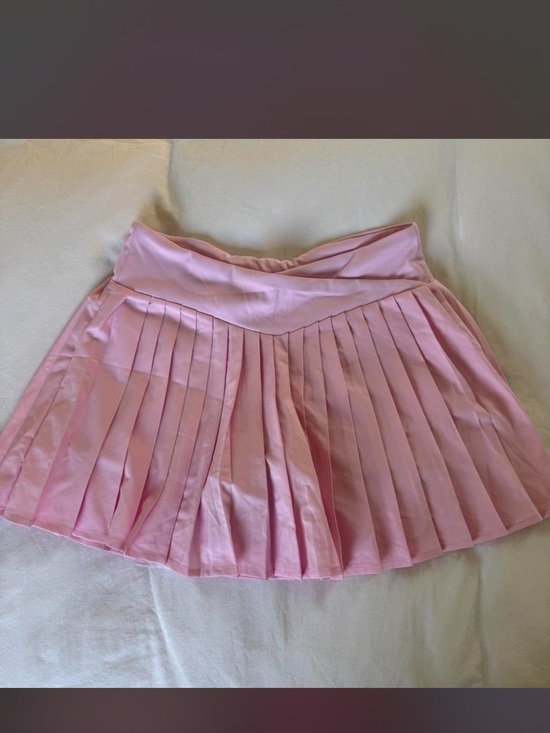 Forever 21 Dresses & Skirts - Forever 21 Pink Pleated Mini Skirt